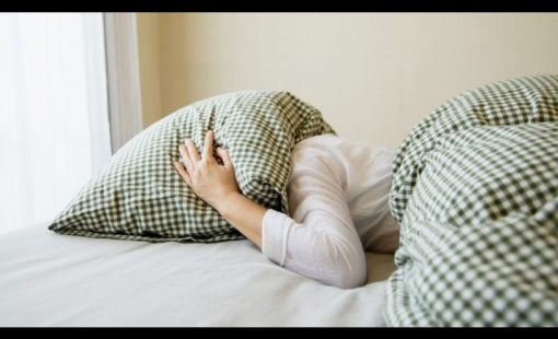 mal-dormir-700x395 min mal-dormir-700x395 min